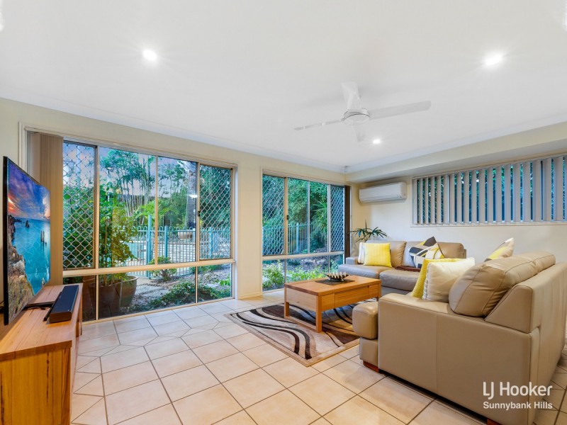 23 Michigan Crescent, Parkinson QLD 4115