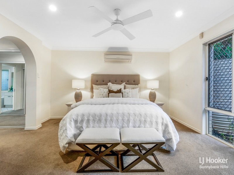 23 Michigan Crescent, Parkinson QLD 4115