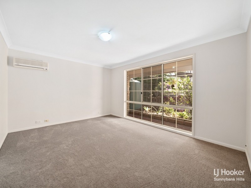 12 Glenroy Place, Parkinson QLD 4115