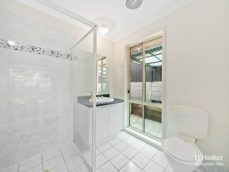 12 Glenroy Place, Parkinson QLD 4115