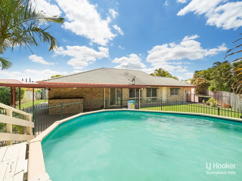12 Glenroy Place, Parkinson QLD 4115