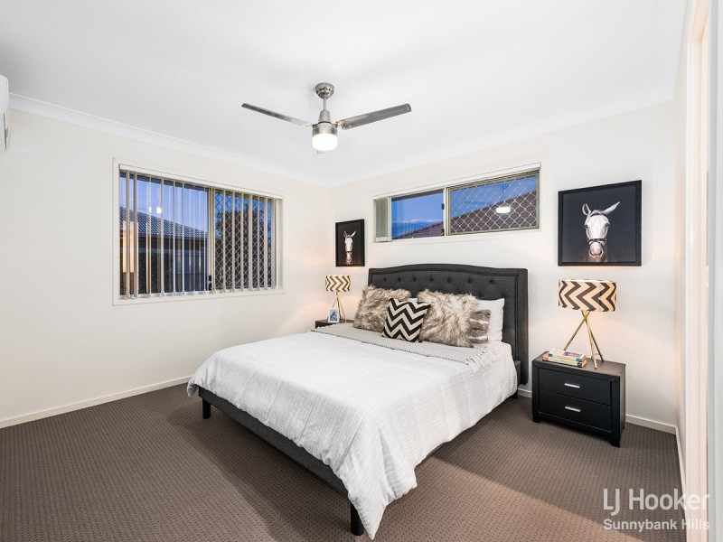 3 Linfield Street, Hillcrest QLD 4118