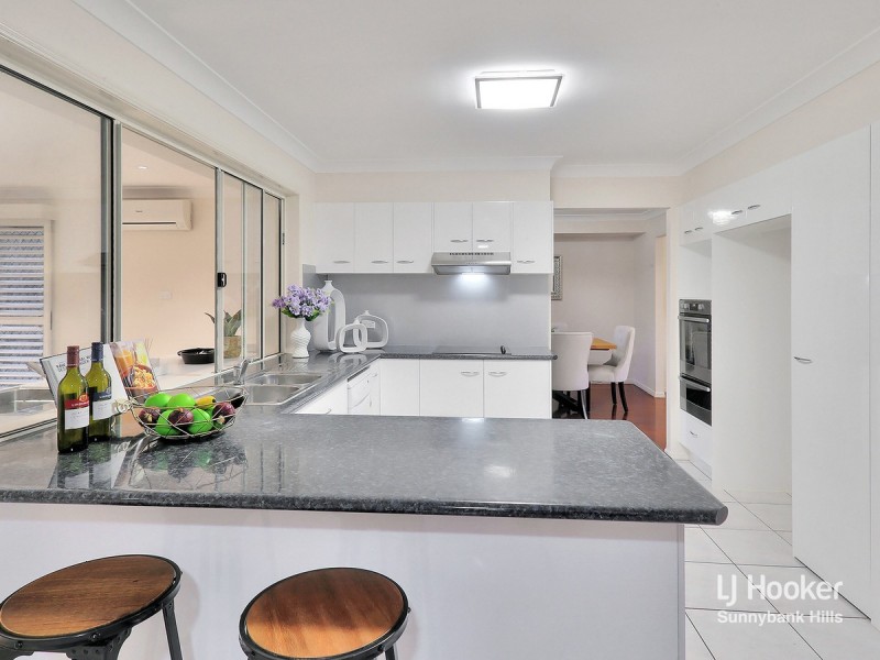 66 Regent Street, Eight Mile Plains QLD 4113