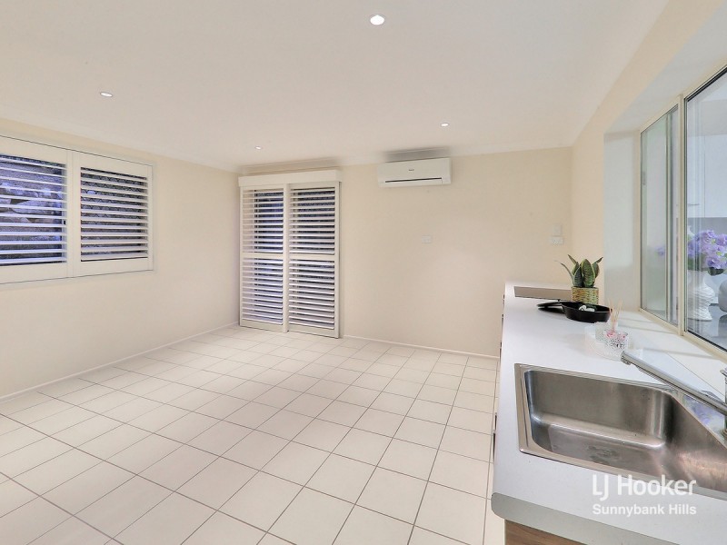 66 Regent Street, Eight Mile Plains QLD 4113