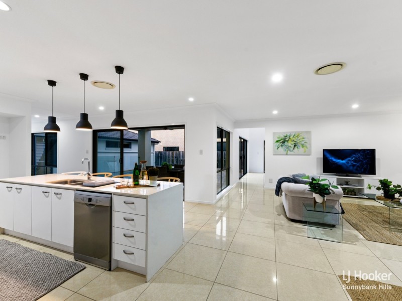 12 Rolfe Circuit, Underwood QLD 4119