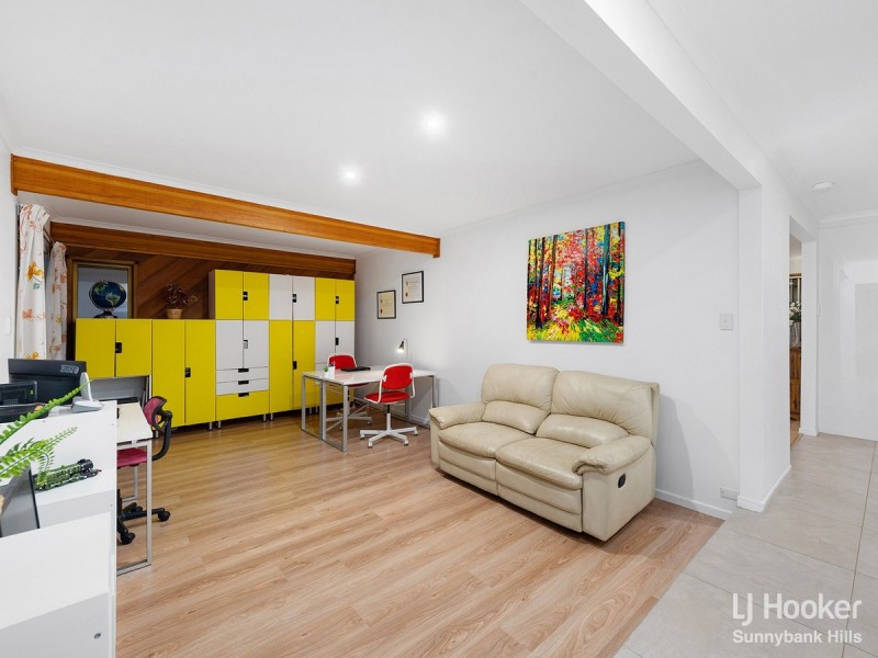 21 Winthrop Street, Wishart QLD 4122