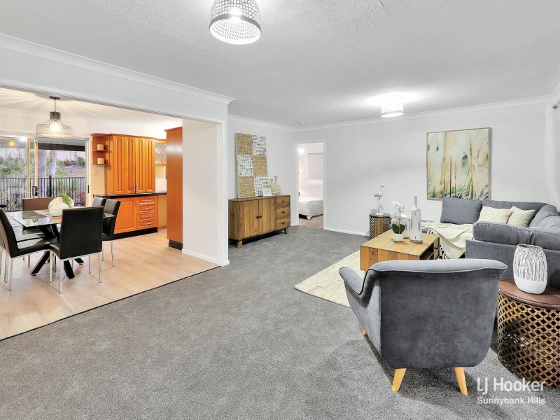 32 Narrawong Street, Rochedale South QLD 4123