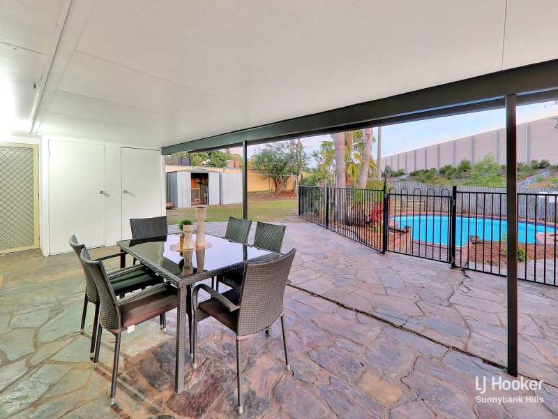 32 Narrawong Street, Rochedale South QLD 4123