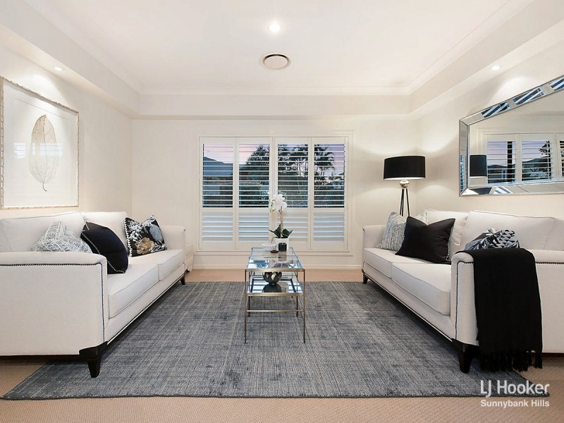 10 Westpark Place, Kuraby QLD 4112