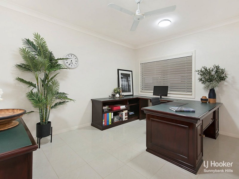 10 Westpark Place, Kuraby QLD 4112