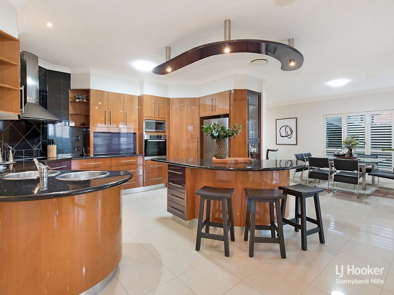 10 Westpark Place, Kuraby QLD 4112