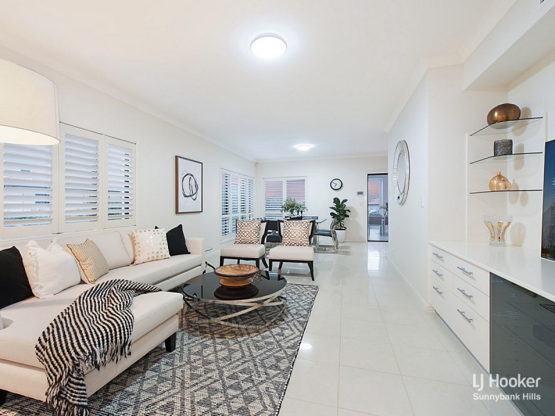 10 Westpark Place, Kuraby QLD 4112