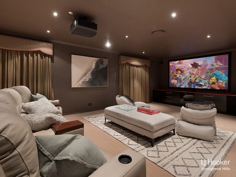 10 Westpark Place, Kuraby QLD 4112