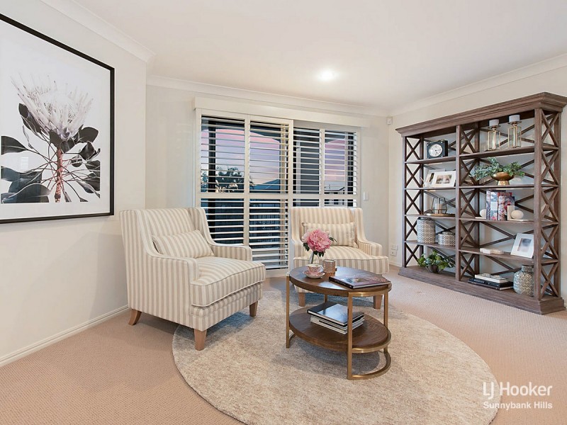 10 Westpark Place, Kuraby QLD 4112