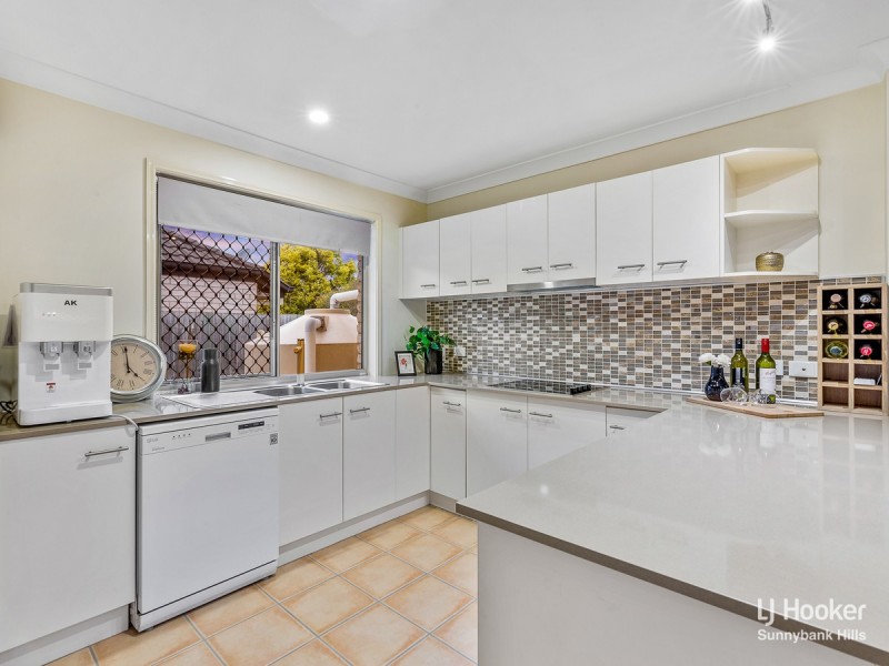 9 Agostino Close, Doolandella QLD 4077