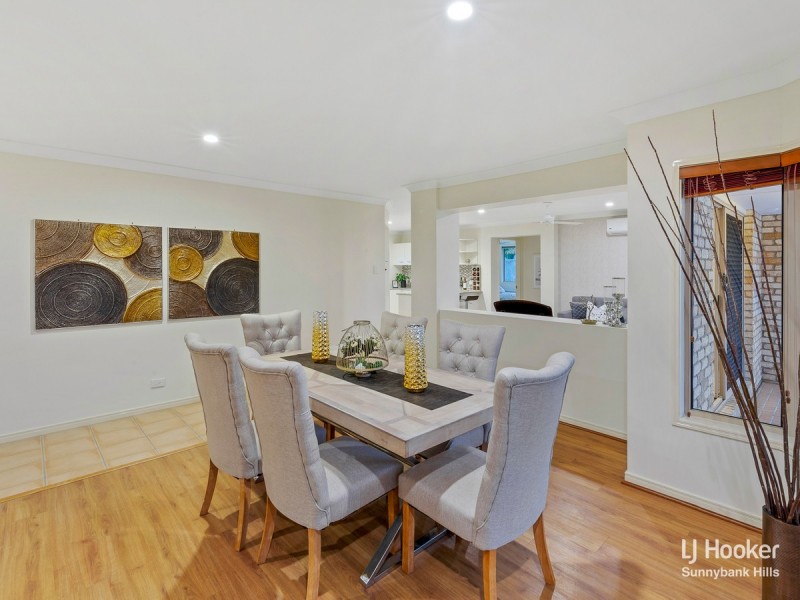 9 Agostino Close, Doolandella QLD 4077