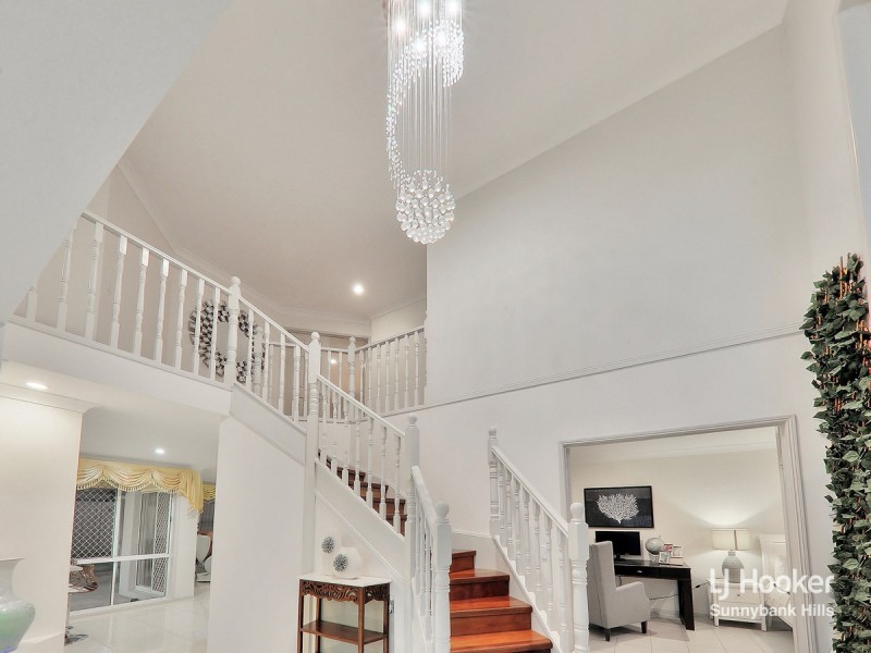 27 Michigan Crescent, Parkinson QLD 4115