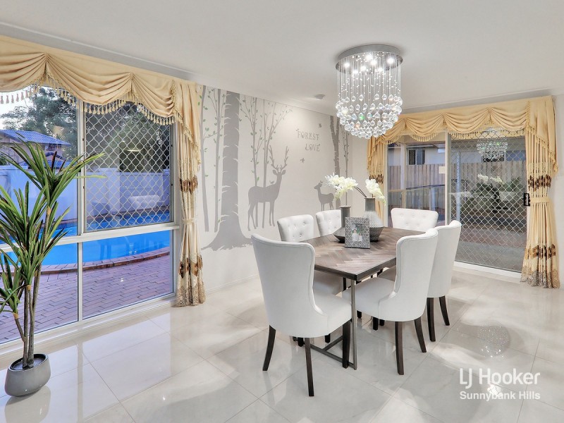 27 Michigan Crescent, Parkinson QLD 4115