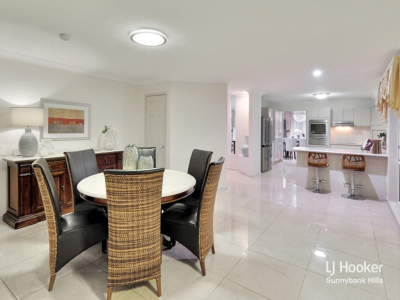 27 Michigan Crescent, Parkinson QLD 4115