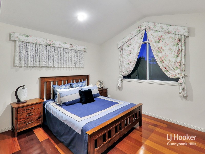 27 Michigan Crescent, Parkinson QLD 4115