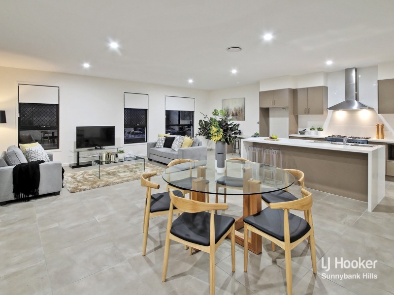 10 Sunshine Place, Eight Mile Plains QLD 4113