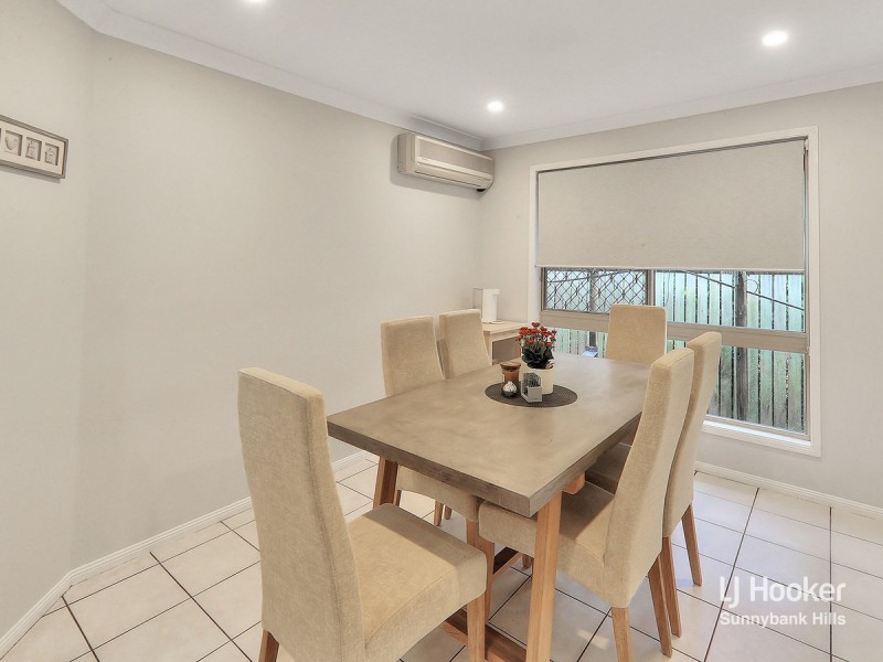 38 Swan Lake Crescent, Calamvale QLD 4116