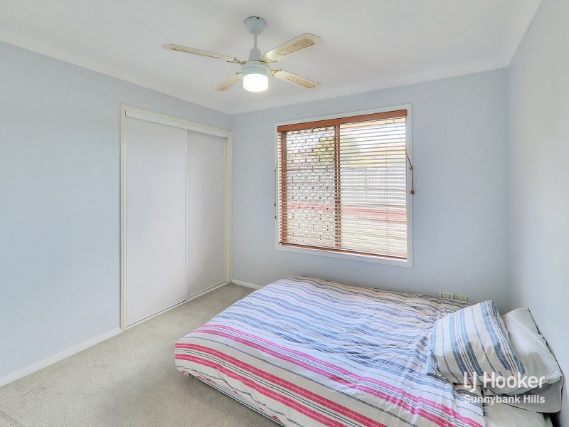 38 Swan Lake Crescent, Calamvale QLD 4116