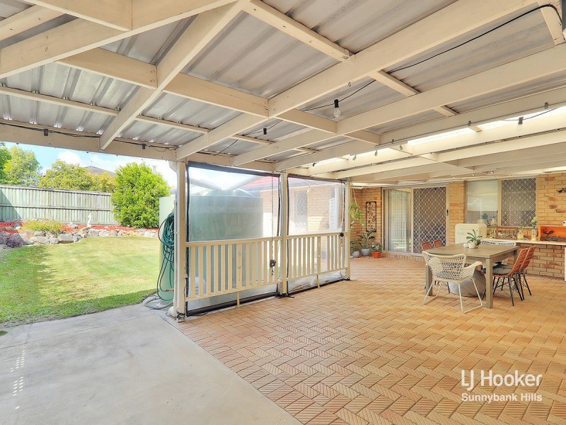 38 Swan Lake Crescent, Calamvale QLD 4116