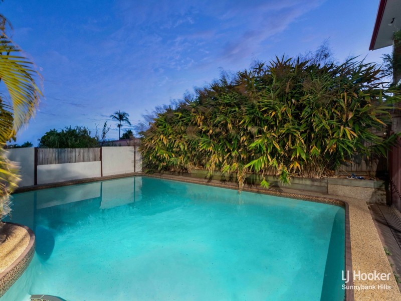 23 Bridle Street, Mansfield QLD 4122