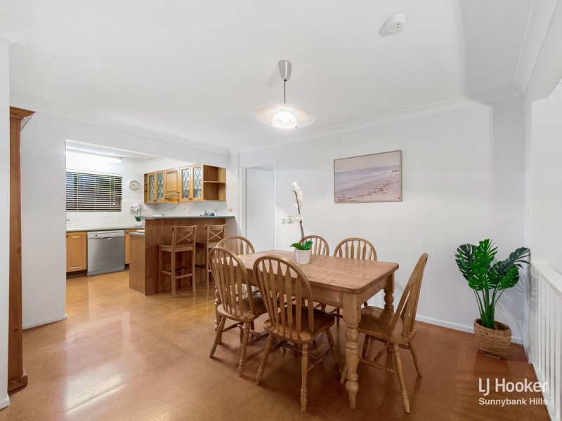 23 Bridle Street, Mansfield QLD 4122