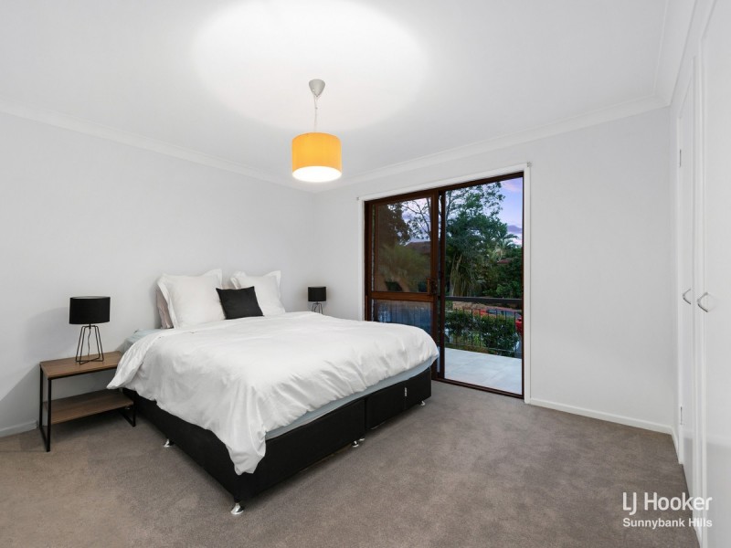 23 Bridle Street, Mansfield QLD 4122