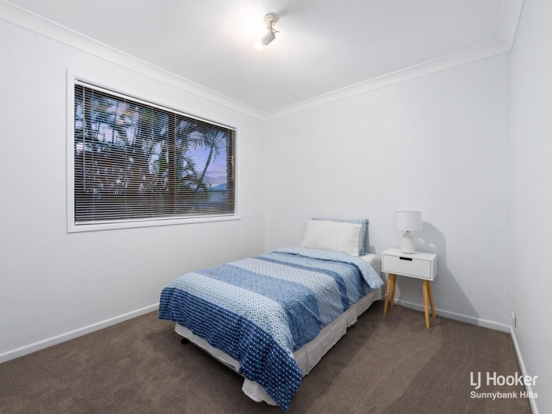 23 Bridle Street, Mansfield QLD 4122