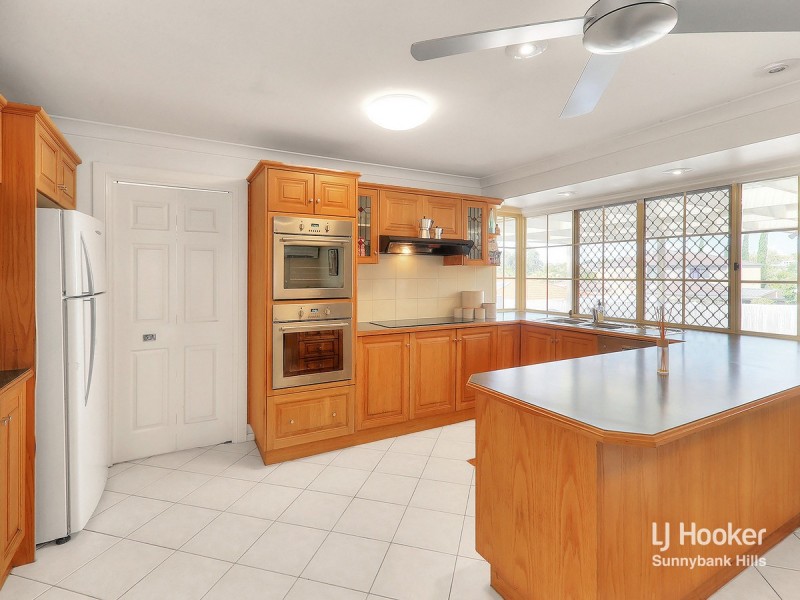 23 Maroo Street, Eight Mile Plains QLD 4113