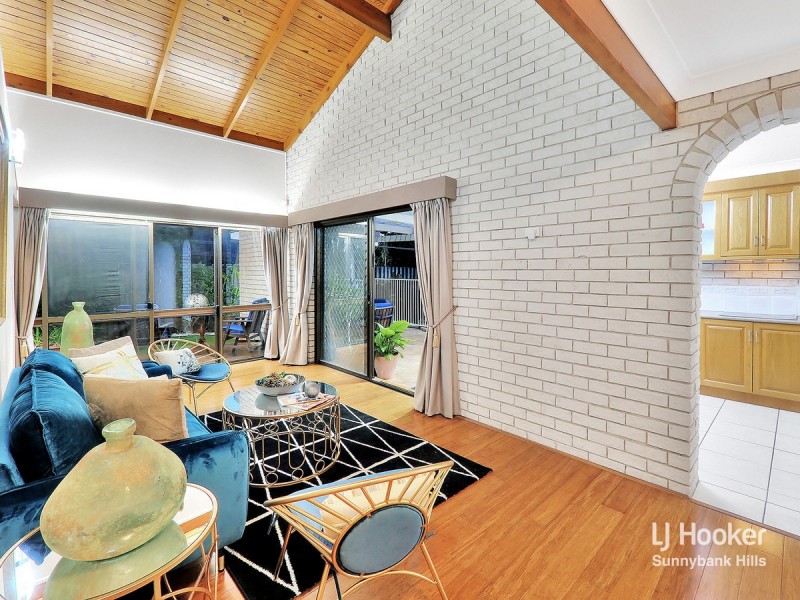 4 Halkin Street, Eight Mile Plains QLD 4113