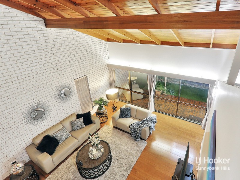 4 Halkin Street, Eight Mile Plains QLD 4113