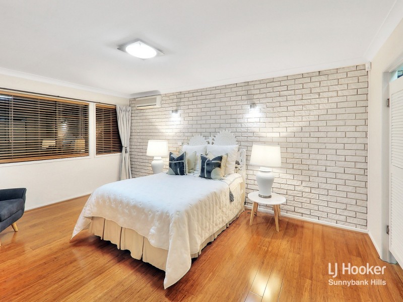 4 Halkin Street, Eight Mile Plains QLD 4113