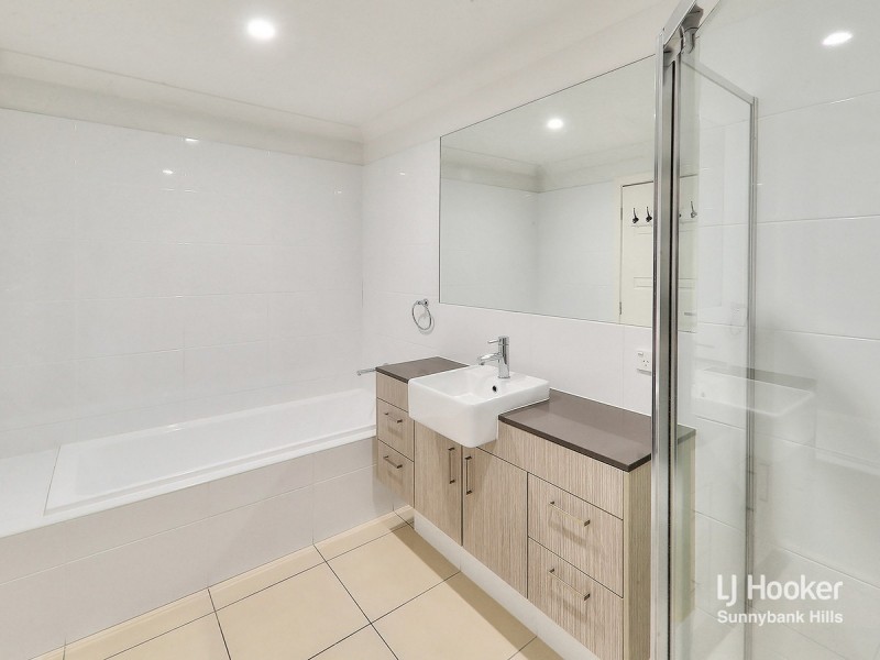 1108/8 Win Street, Eight Mile Plains QLD 4113