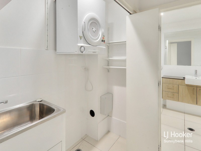 1108/8 Win Street, Eight Mile Plains QLD 4113