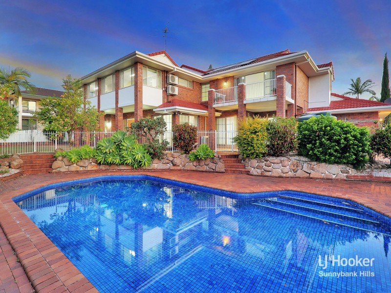 19 Lindfield Circuit, Robertson QLD 4109