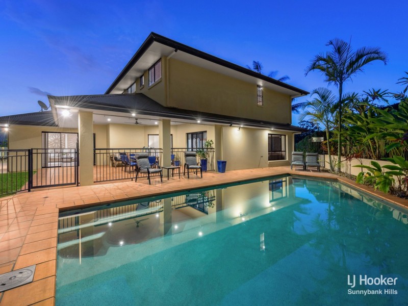 7 Sandwell Close, Wishart QLD 4122