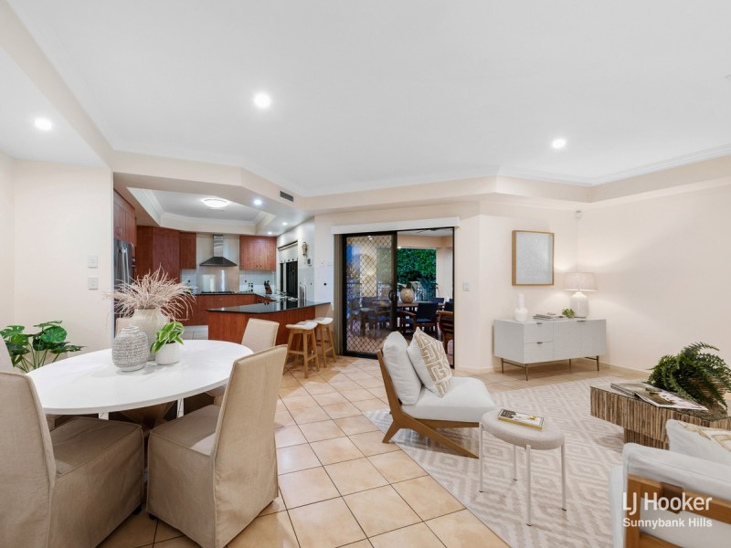 7 Sandwell Close, Wishart QLD 4122