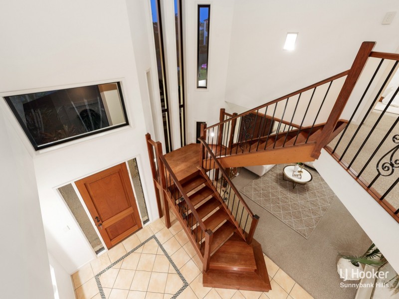 7 Sandwell Close, Wishart QLD 4122