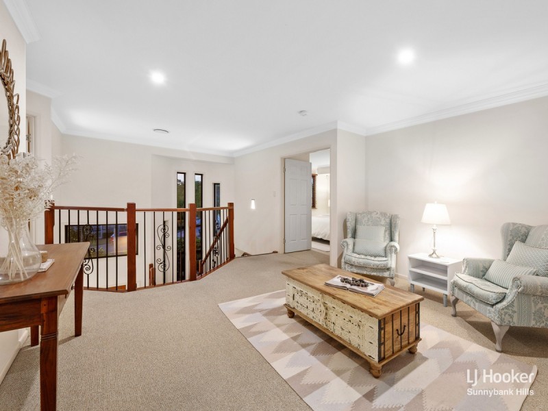 7 Sandwell Close, Wishart QLD 4122