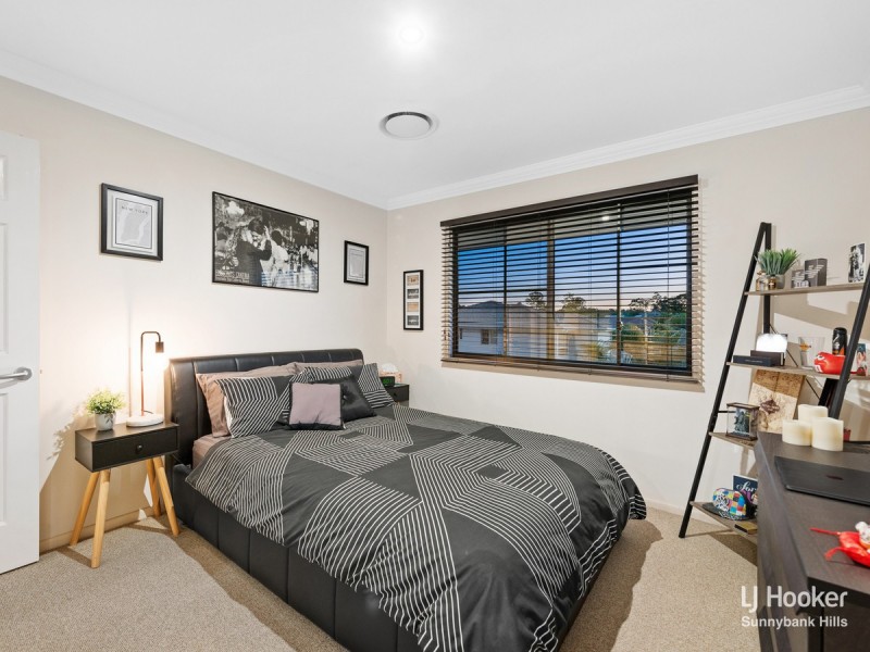 7 Sandwell Close, Wishart QLD 4122