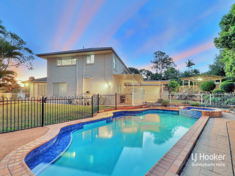 12 Gangar Close, Eight Mile Plains QLD 4113