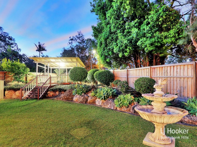 12 Gangar Close, Eight Mile Plains QLD 4113