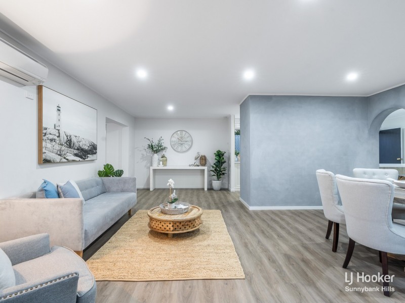 8 Lambert Drive, Calamvale QLD 4116