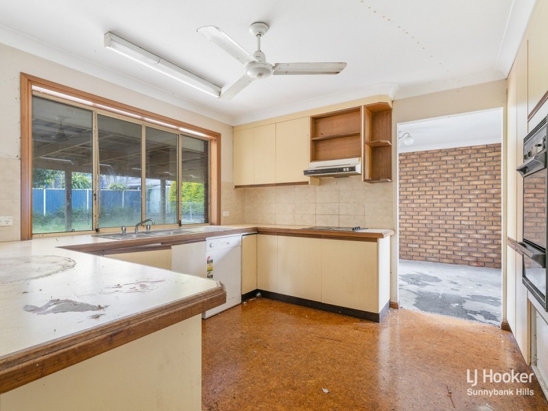 11 Cressbrook Street, Eight Mile Plains QLD 4113
