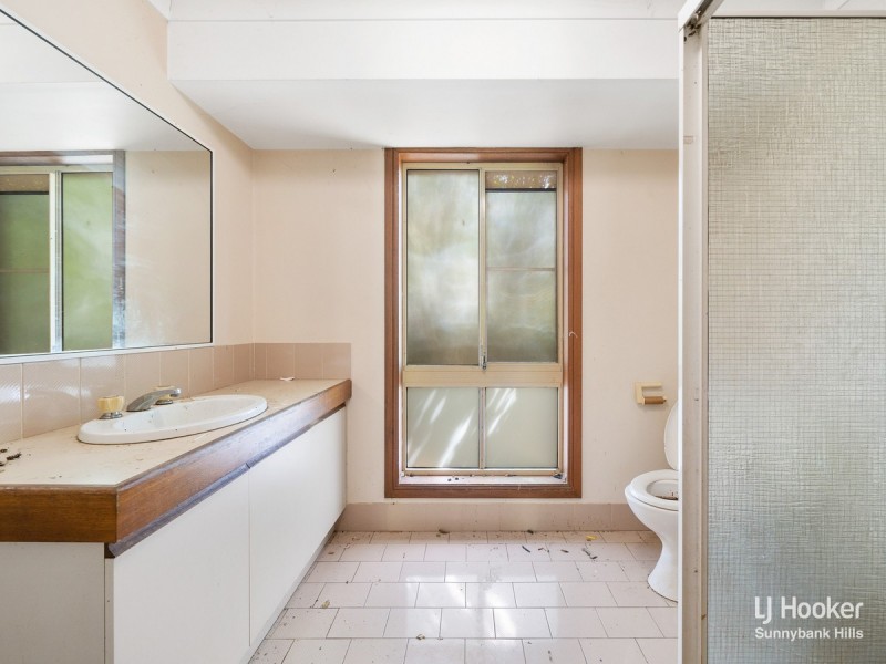 11 Cressbrook Street, Eight Mile Plains QLD 4113