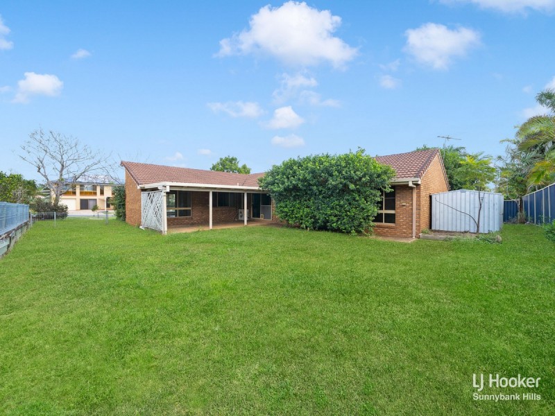 11 Cressbrook Street, Eight Mile Plains QLD 4113